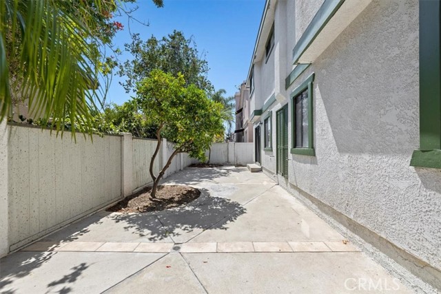 2214 Marshallfield Lane, Redondo Beach, California 90278, 3 Bedrooms Bedrooms, ,3 BathroomsBathrooms,Residential,Sold,Marshallfield,SB22173166