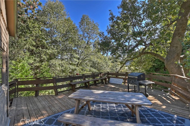 Detail Gallery Image 9 of 35 For 1262 Bear Springs Rd, Lake Arrowhead,  CA 92378 - 2 Beds | 1 Baths