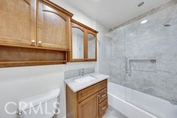 https://media.crmls.org/medias/5e4df729-94f6-479f-9d44-47827768720b.jpg?preset=X-Large