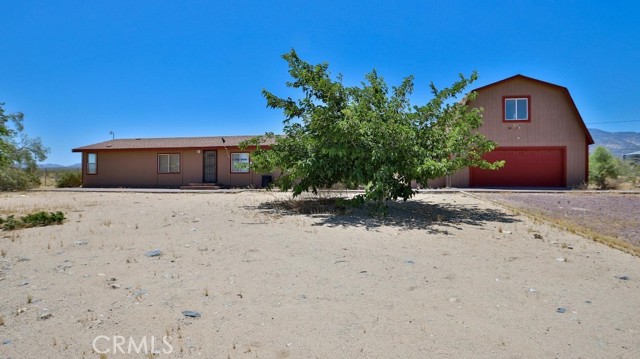 Detail Gallery Image 6 of 7 For 9351 Camp Rock, Lucerne Valley,  CA 92356 - 3 Beds | 2 Baths
