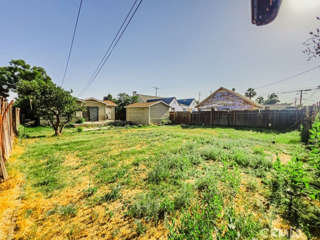 Detail Gallery Image 6 of 26 For 784 W 17th St, San Bernardino,  CA 92405 - 2 Beds | 1 Baths