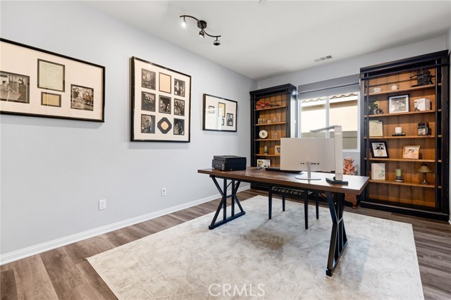 Detail Gallery Image 20 of 74 For 29819 Saddle Ranch Pl, Menifee,  CA 92584 - 4 Beds | 2/1 Baths