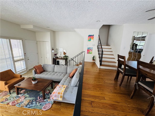 Detail Gallery Image 4 of 28 For 577 Fairview Ave., Arcadia,  CA 91007 - 2 Beds | 2 Baths