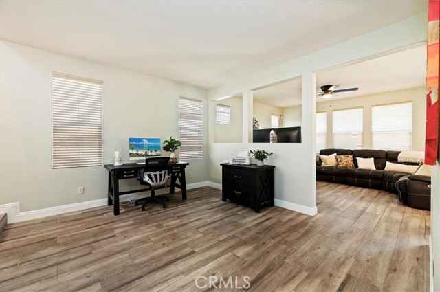 28336 Gatineau Street, Murrieta CA: https://media.crmls.org/medias/5e508a72-6ef4-44c6-923d-33ba9cfa8799.jpg