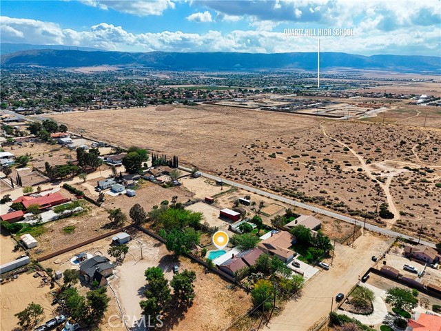 5134 W Avenue K10, Lancaster CA: https://media.crmls.org/medias/5e50dc3a-b62c-4390-acb6-dce5de2db9ba.jpg
