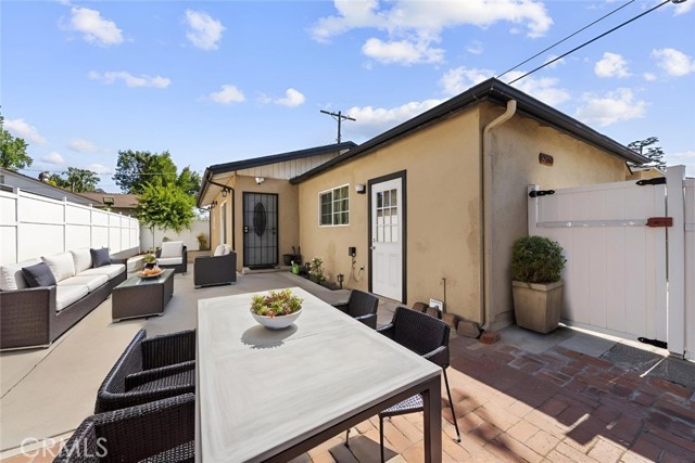 Detail Gallery Image 25 of 40 For 7707 Teesdale Ave, North Hollywood,  CA 91605 - 1 Beds | 1 Baths