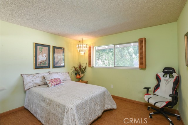 5295 Bronson Way, Riverside CA: https://media.crmls.org/medias/5e512065-2174-4b2e-995b-d0d2a5b30832.jpg