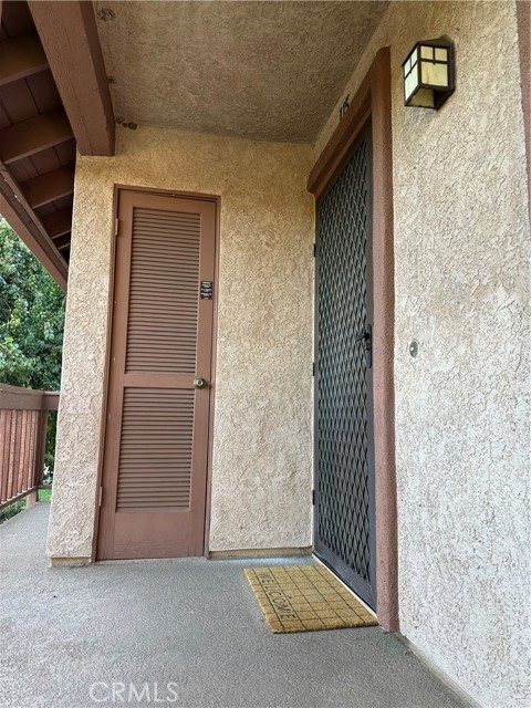 Detail Gallery Image 2 of 20 For 7101 Farralone Ave #115,  Canoga Park,  CA 91303 - 1 Beds | 1 Baths