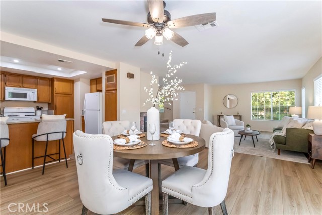 Detail Gallery Image 19 of 73 For 25120 Steinbeck Ave a,  Stevenson Ranch,  CA 91381 - 3 Beds | 2/1 Baths