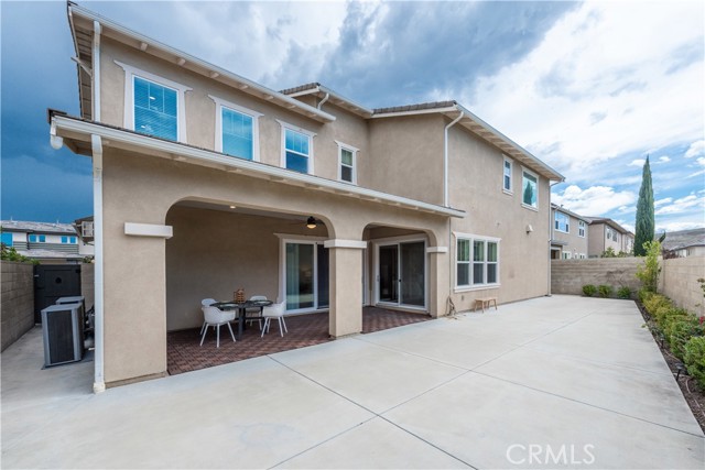 54 Sagan Way, Irvine CA: https://media.crmls.org/medias/5e52a778-15d2-4131-9ebd-5f367f596863.jpg