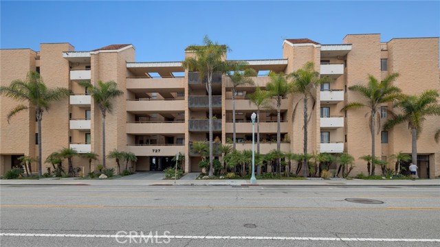 727 Esplanade, Redondo Beach, California 90277, 2 Bedrooms Bedrooms, 0 ,2 BathroomsBathrooms,Residential,For Sale,Esplanade,0,SB26097055