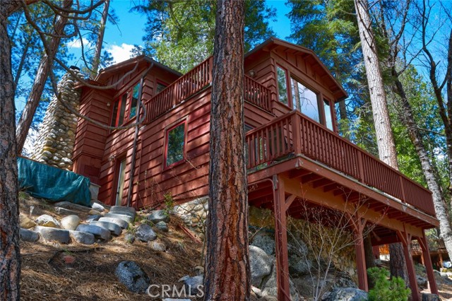 Detail Gallery Image 1 of 40 For 2576 Chilnualna Ln, Yosemite,  CA 95389 - 3 Beds | 2 Baths