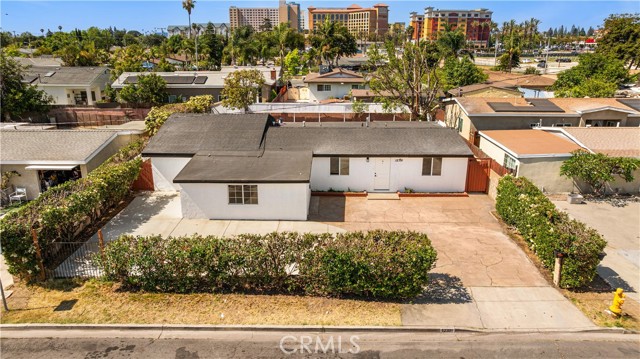 Detail Gallery Image 29 of 36 For 12391 Beck Ave, Garden Grove,  CA 92840 - 4 Beds | 3 Baths