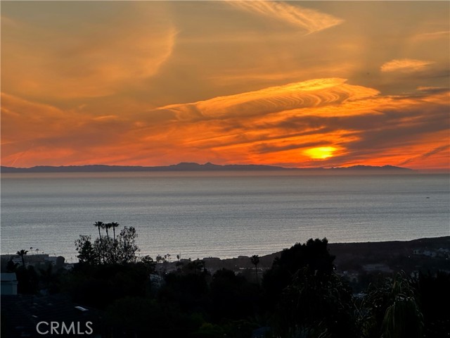 703 Avenida Presidio, San Clemente CA: https://media.crmls.org/medias/5e54a179-3c6b-4e3f-919d-834f42fdb407.jpg