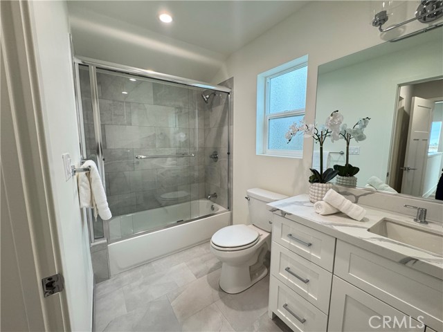 Image 12 of 41 For 1821 Westholmes Ave Avenue 1821
