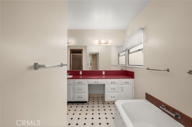 Detail Gallery Image 21 of 36 For 524 W Fern Ave, Redlands,  CA 92373 - 2 Beds | 1/1 Baths