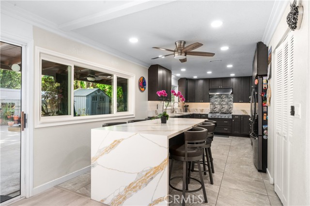 Detail Gallery Image 8 of 35 For 5842 Shasta Cir, La Palma,  CA 90623 - 5 Beds | 3/1 Baths