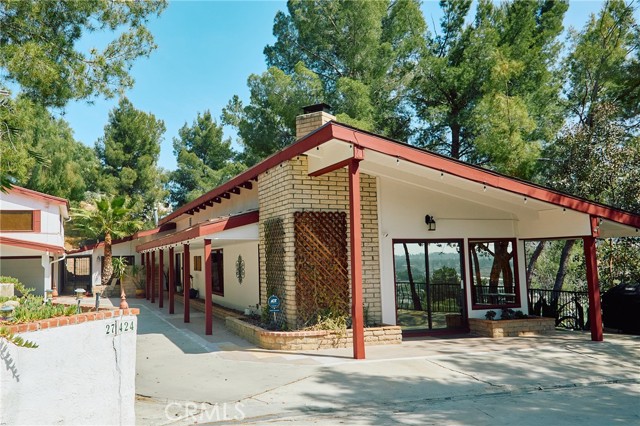 27424 Homyr Place, Canyon Country CA: https://media.crmls.org/medias/5e560275-0c35-4ab6-be02-855e9e46c285.jpg