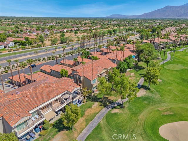 55353 Winged Foot, La Quinta CA: https://media.crmls.org/medias/5e56e890-6269-4f4f-bdc0-e943e6e26cc2.jpg