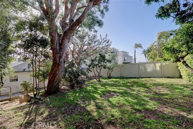 607 Sapphire St., Redondo Beach, California 90277, 2 Bedrooms Bedrooms, ,1 BathroomBathrooms,Residential,Sold,Sapphire St.,SB22047137