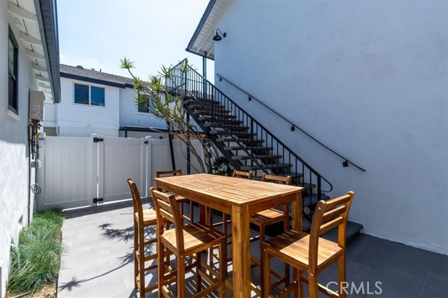 2420 Grant Avenue, Redondo Beach, California 90278, ,Multi-Family,For Sale,Grant,SB25027922