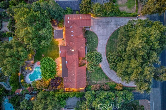 6695 N Van Ness Boulevard, Fresno CA: https://media.crmls.org/medias/5e5712e8-cbe7-46dc-afd3-aa9e21958e91.jpg
