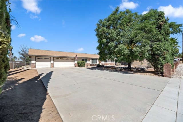 11835 Hubbard Street, Moreno Valley CA: https://media.crmls.org/medias/5e5781d8-097e-41a1-9781-2bc3d64e4684.jpg