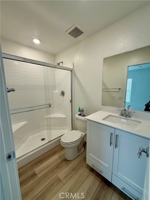 Detail Gallery Image 17 of 22 For 22309 Spanish Oak, Torrance,  CA 90502 - 4 Beds | 3/1 Baths