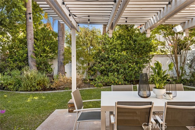 5 Bergamo, Irvine CA: https://media.crmls.org/medias/5e586ae1-3d13-4d9e-a1e5-d1c9441116e4.jpg