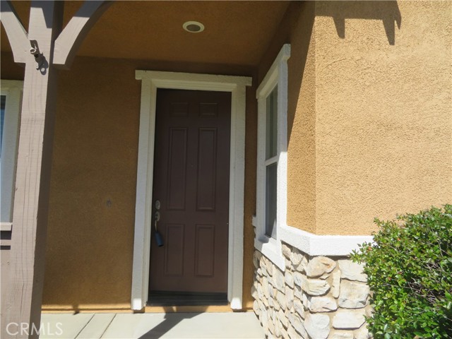 14336 Saline Drive, Eastvale CA: https://media.crmls.org/medias/5e5972c0-f4de-4665-b612-85c05bcecb15.jpg