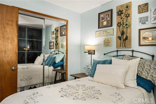 273 N Cleveland Street, Orange CA: https://media.crmls.org/medias/5e5982d0-9150-4e95-a0b2-47cecceb33f3.jpg