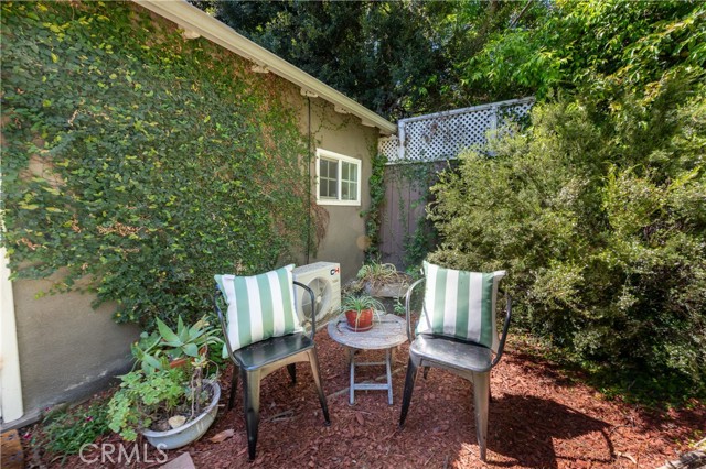 Detail Gallery Image 36 of 44 For 4437 Farmdale, Studio City,  CA 91602 - 3 Beds | 3 Baths