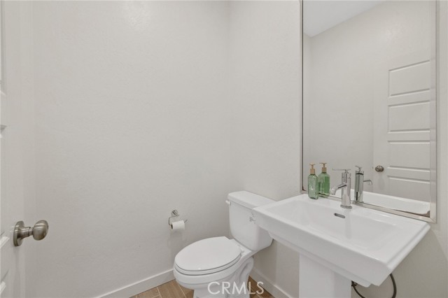 1754 N Aster Lake Road, Hanford CA: https://media.crmls.org/medias/5e599493-d74a-4975-9578-0598a517245e.jpg