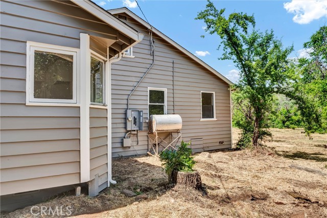 22550 Shady Grove Road, Middletown CA: https://media.crmls.org/medias/5e59ace2-7983-41aa-b53e-d047c01675e9.jpg