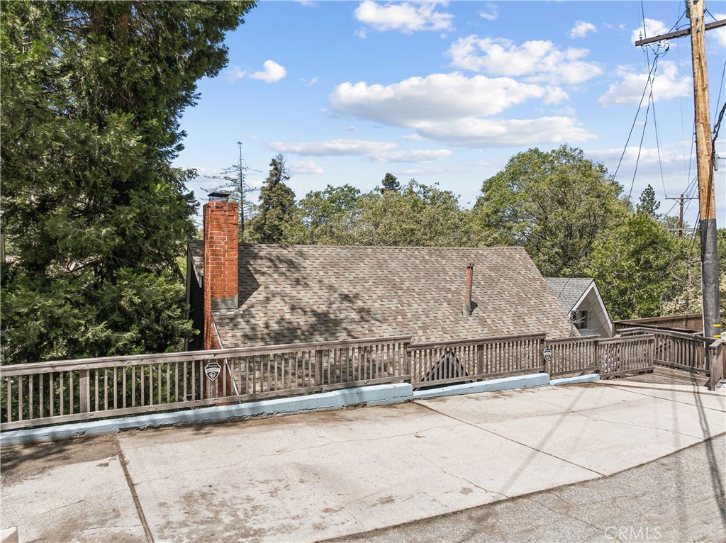 https://media.crmls.org/medias/5e5b110c-a2d3-4a4c-899a-8f4680930d03.jpg?preset=X-Large