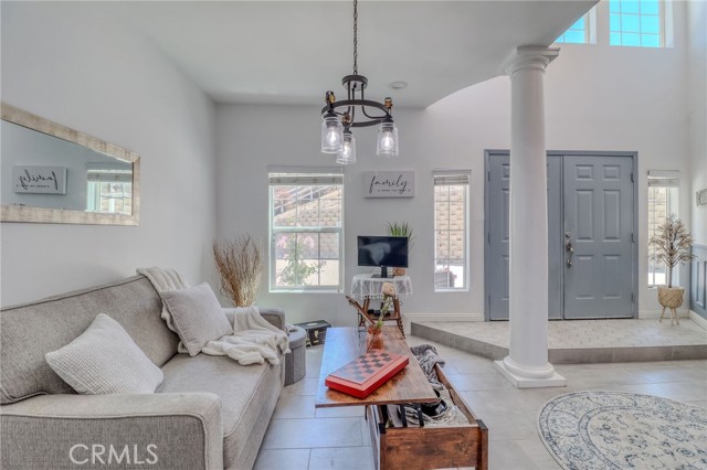 Detail Gallery Image 11 of 60 For 20948 Onaknoll Dr, Lake Mathews,  CA 92570 - 4 Beds | 3/1 Baths