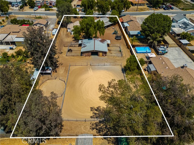 1014 7th Street, Norco CA: https://media.crmls.org/medias/5e5c32d5-92d3-4089-a3f7-2dacd29e9fa4.jpg