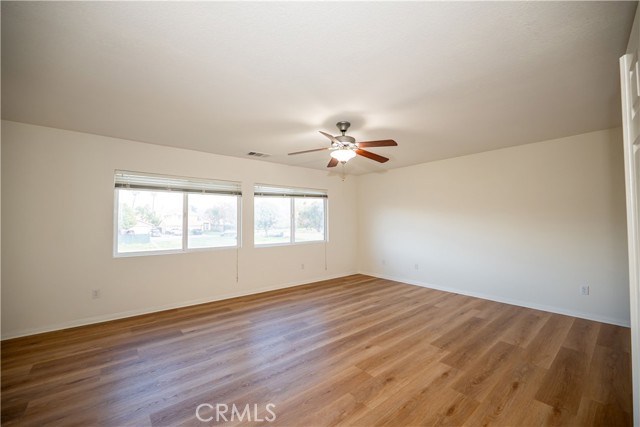 Image 21 of 28 For 1886 Spring White Rd