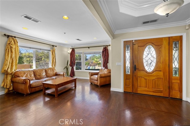 2919 Gibson Place, Redondo Beach, California 90278, 5 Bedrooms Bedrooms, ,4 BathroomsBathrooms,Residential,Sold,Gibson,SB22156607