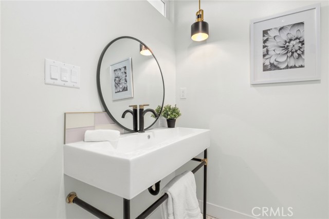 Detail Gallery Image 52 of 60 For 2902 Ladoga Ave, Long Beach,  CA 90815 - 3 Beds | 2 Baths