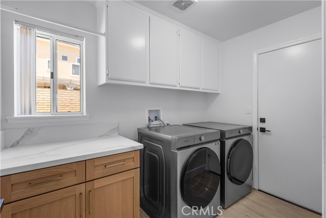 2517 Renata Court, Thousand Oaks CA: https://media.crmls.org/medias/5e5e0cc7-fa28-4003-9166-d52c0ad0083f.jpg