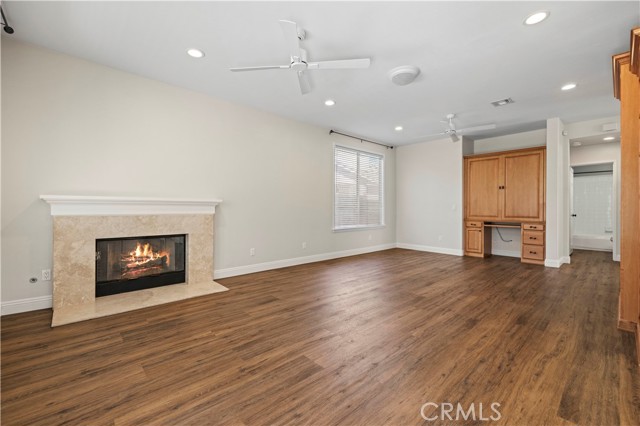 23664 Clearidge Drive, Valencia CA: https://media.crmls.org/medias/5e5e2f23-4990-45ff-a658-ff0d0d1fa428.jpg