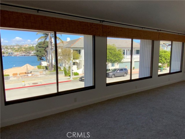Detail Gallery Image 10 of 57 For 2137 Channel Rd, Newport Beach,  CA 92661 - 4 Beds | 2/1 Baths
