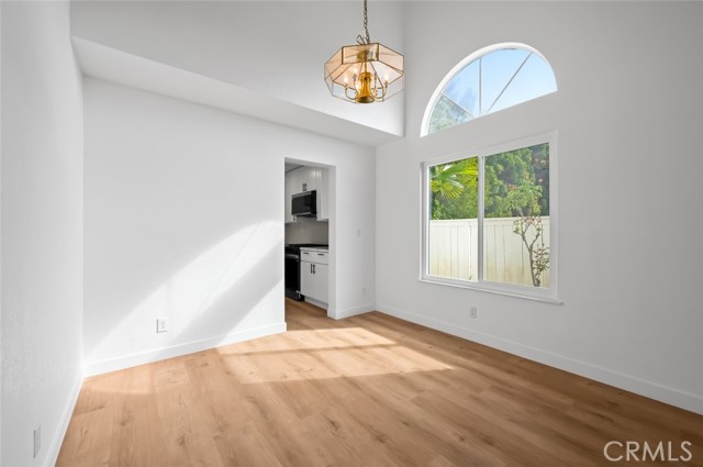 Detail Gallery Image 12 of 44 For 26746 Brandon, Mission Viejo,  CA 92692 - 4 Beds | 2/1 Baths