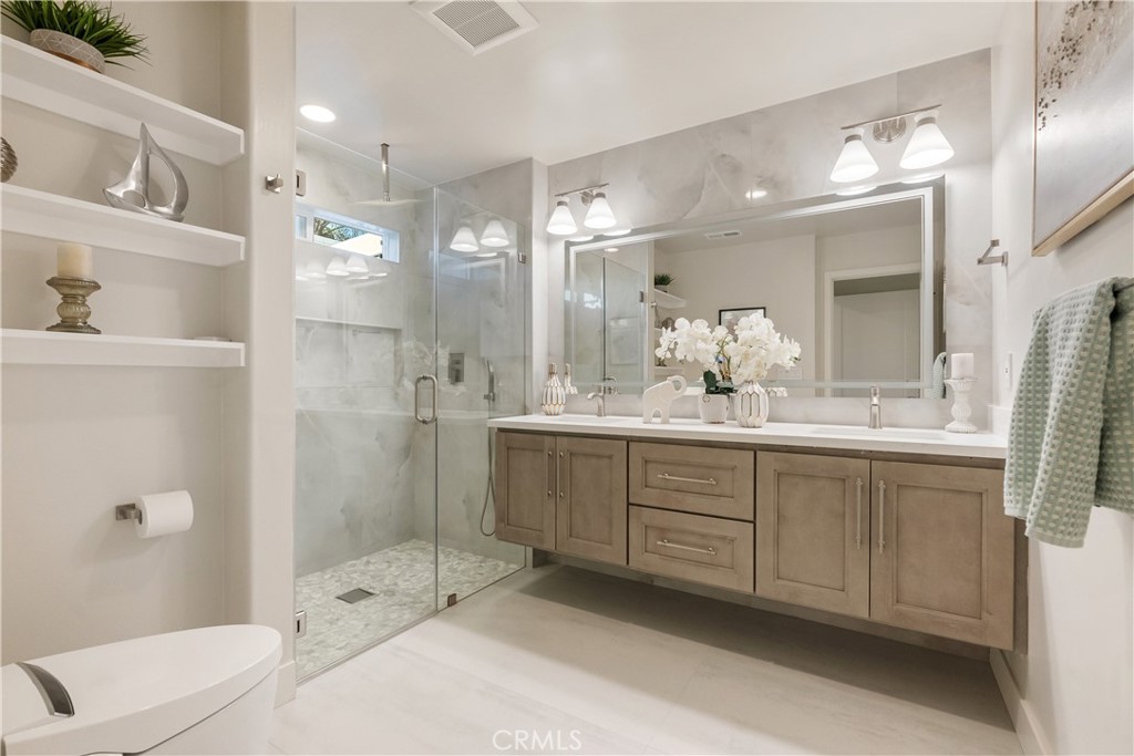 MLS #OC25257013 image #24