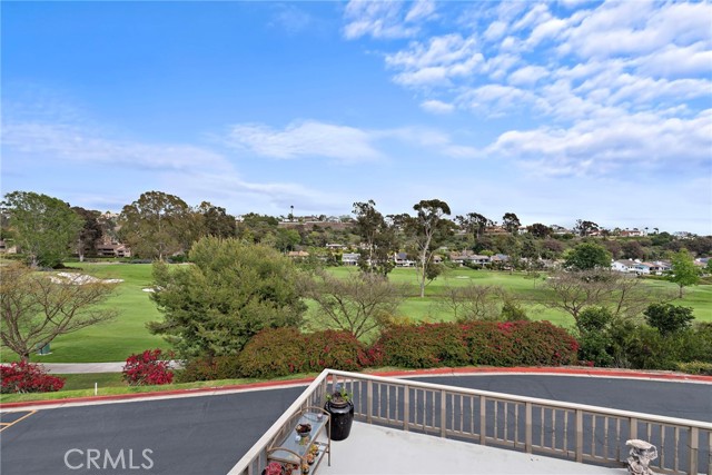 31705 W Nine Drive, Laguna Niguel CA: https://media.crmls.org/medias/5e62d64b-8de5-45be-8eb3-3f63b7dac983.jpg
