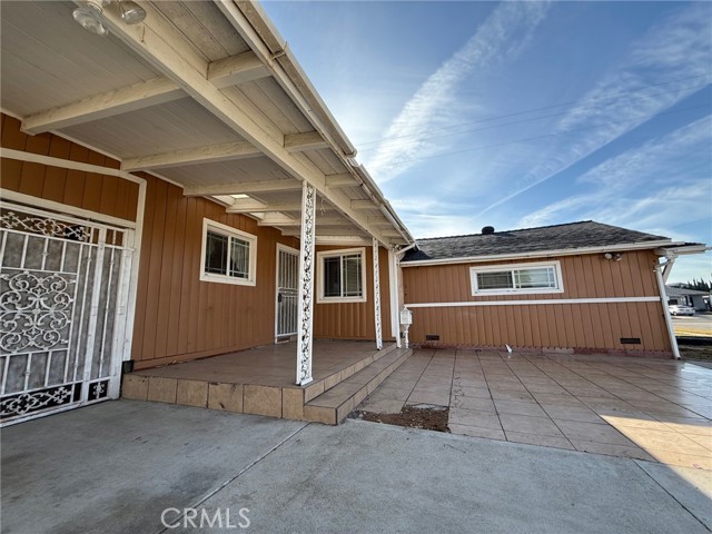 Detail Gallery Image 3 of 22 For 15324 Caulfield Ave, Norwalk,  CA 90650 - 5 Beds | 2 Baths