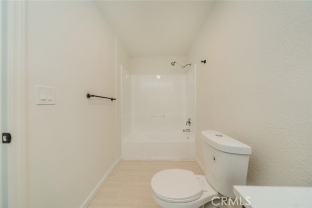 Detail Gallery Image 14 of 23 For 18863 8th St, Bloomington,  CA 92316 - 3 Beds | 1 Baths