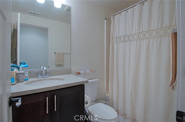 Detail Gallery Image 17 of 19 For 524 S Anaheim #1,  Anaheim,  CA 92805 - 3 Beds | 2 Baths