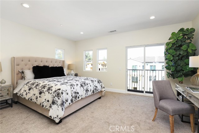 6 Oakmont Street, Phillips Ranch CA: https://media.crmls.org/medias/5e645e70-57be-4532-a2e4-4e9d98b54239.jpg